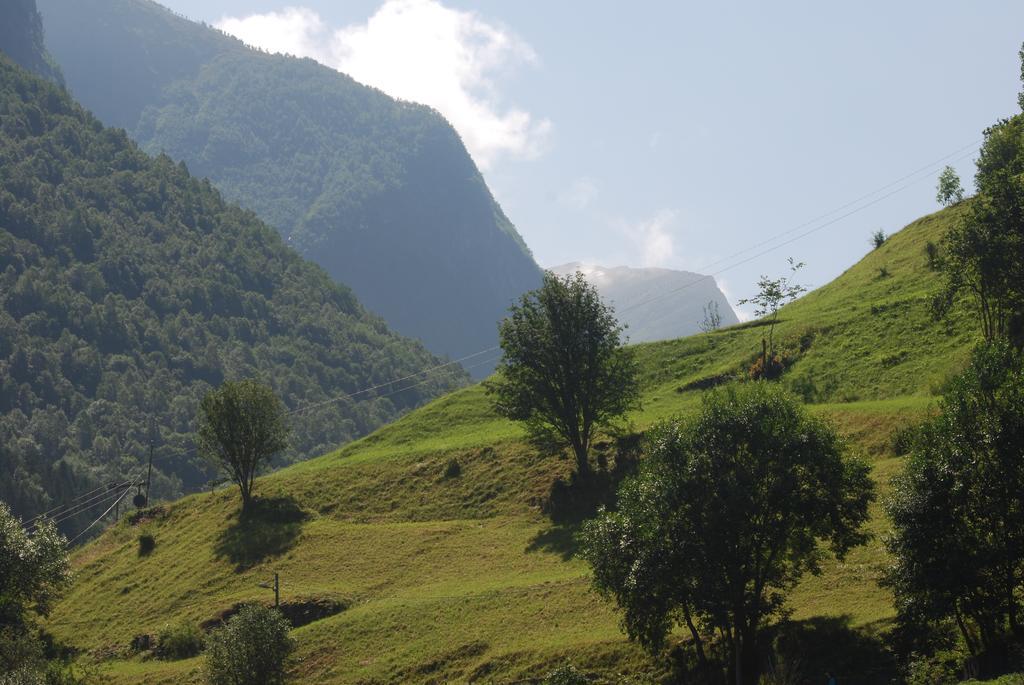 Отель Undredal Gjestehus Номер фото