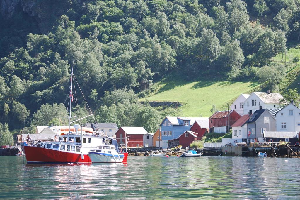 Отель Undredal Gjestehus Номер фото